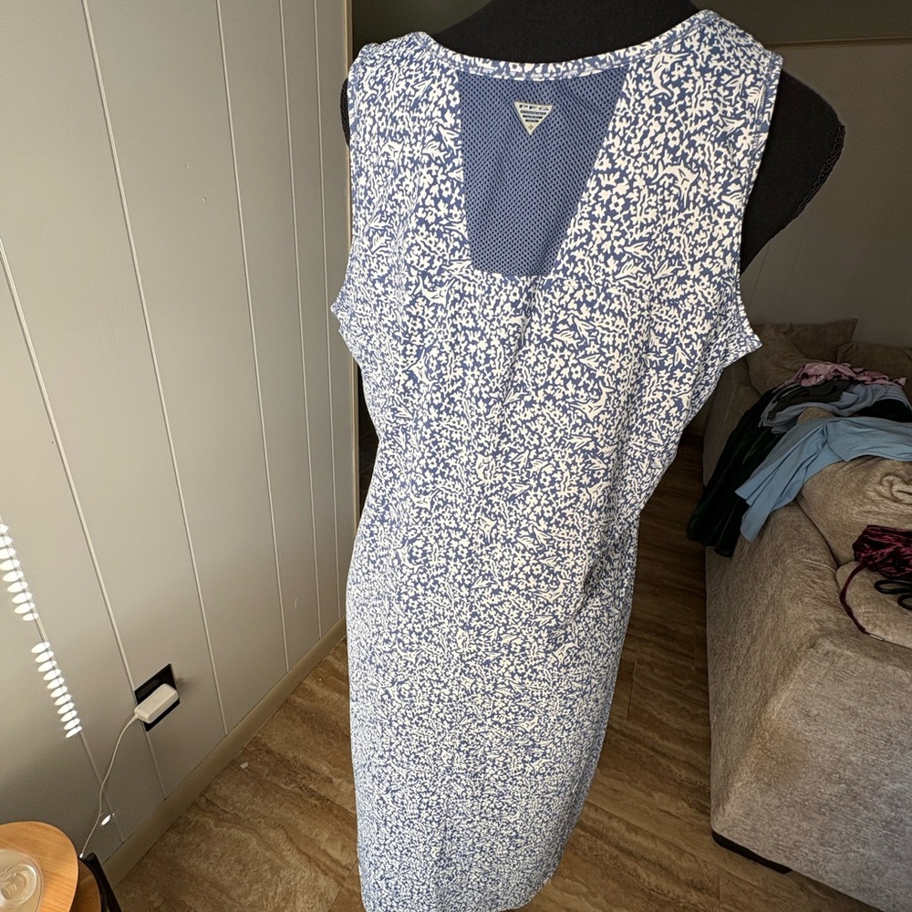 Columbia Omni freeze dress - Picture 2 of 4